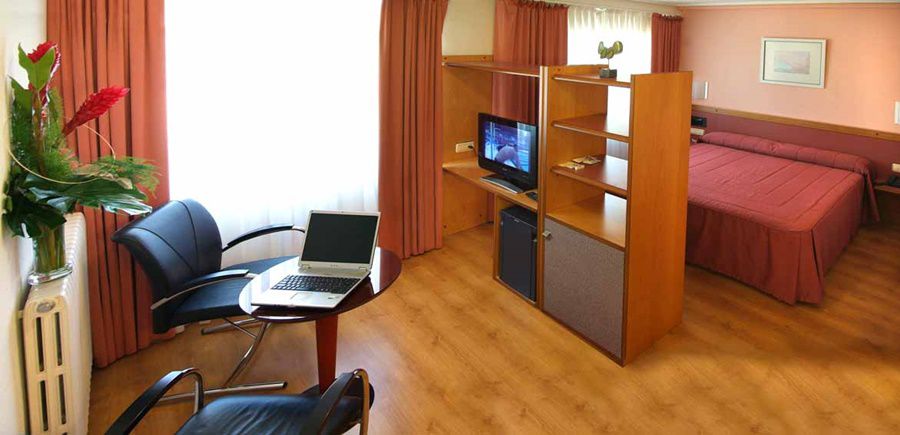 Hotel Brujas De Irues Tarazona Extérieur photo