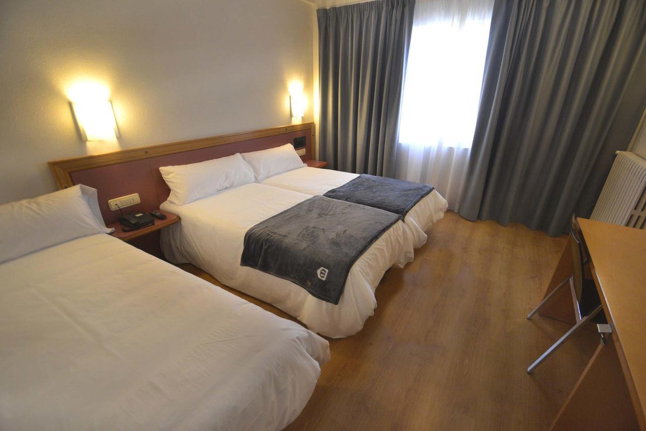 Hotel Brujas De Irues Tarazona Extérieur photo
